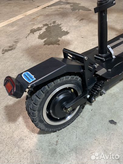 Самокат ultron T11 3200 кв/в полный привод