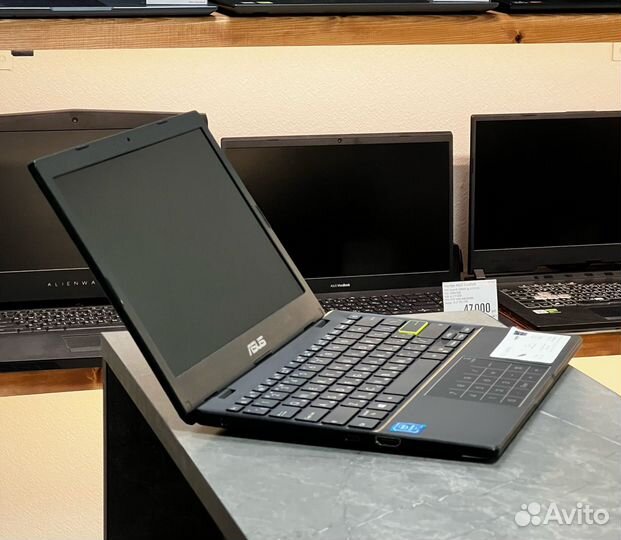 Быстрый Asus 11.6