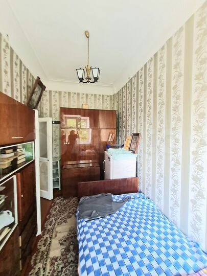 2-к. квартира, 43 м², 2/4 эт.