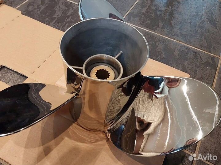 Винт для yamaha 150-300 л.с. стальной