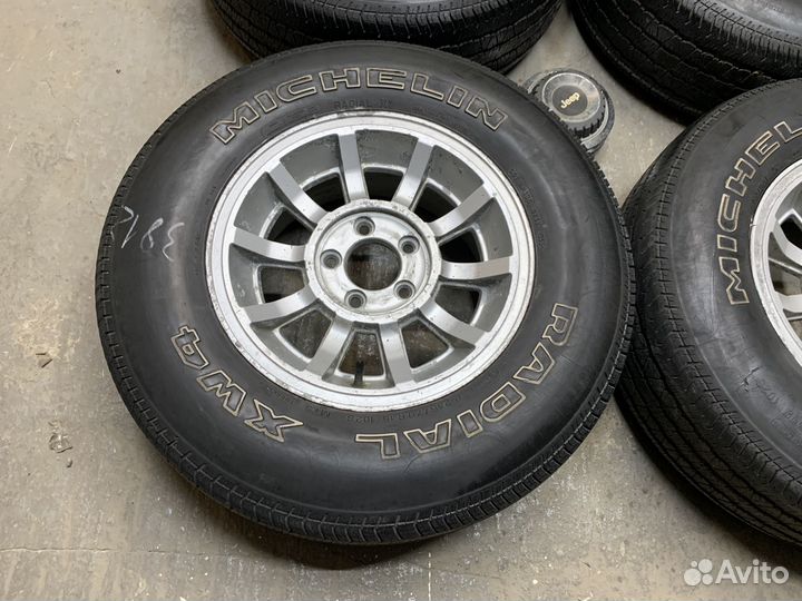 Комплект оригинальных колес Jeep Cherokee II (XJ)