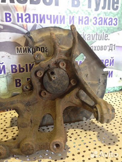 Кулак задний правый Mazda 6