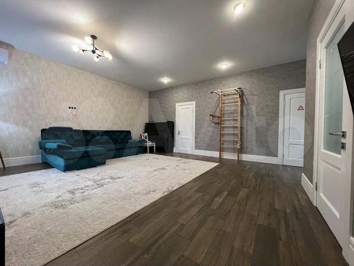 Дом 100 м² на участке 5 сот.