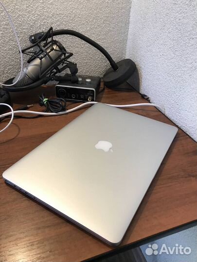 Macbook pro 15 2015 i7 16gb
