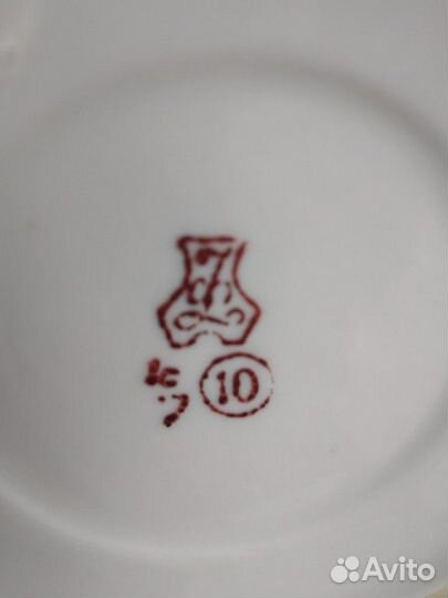 Кофейник и блюдо