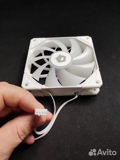 ID-cooling SE 224 xt basic, RGB Power case вентили