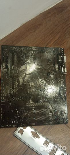 Материнская плата с процессором 775 сокет