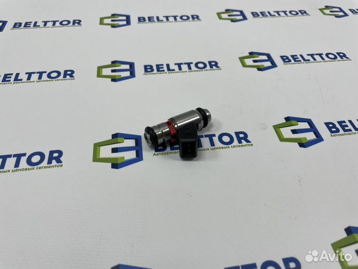 Форсунка топливная 048H101354