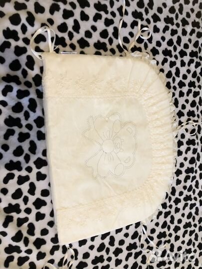 Бортики в детскую кроватку