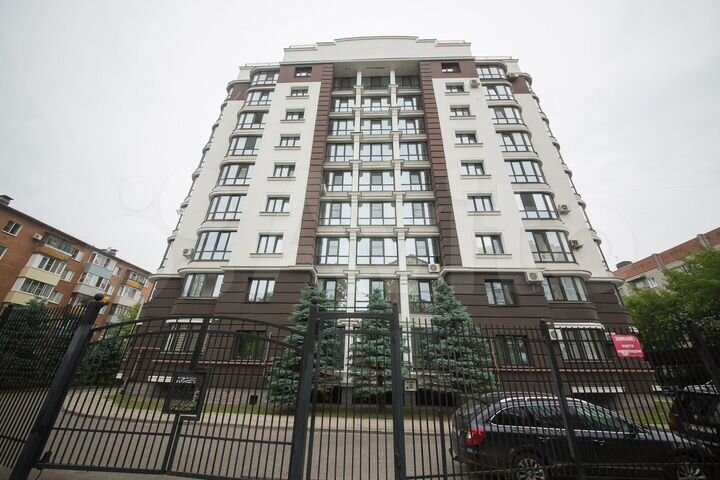 3-к. квартира, 96 м², 2/8 эт.