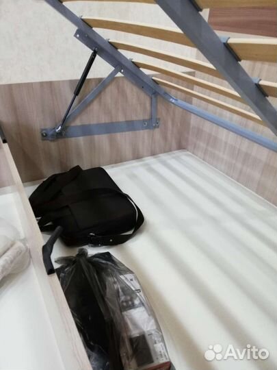 Кровать двухспальная