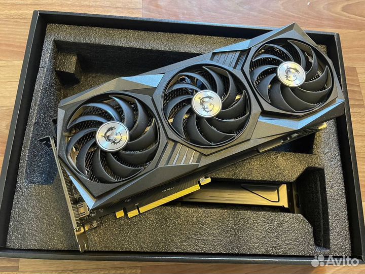 Видеокарта nvidio GeForce RTX 3080 gaming Z trio