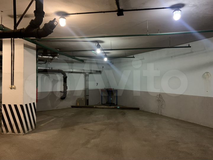 Машиноместо, 16 м²