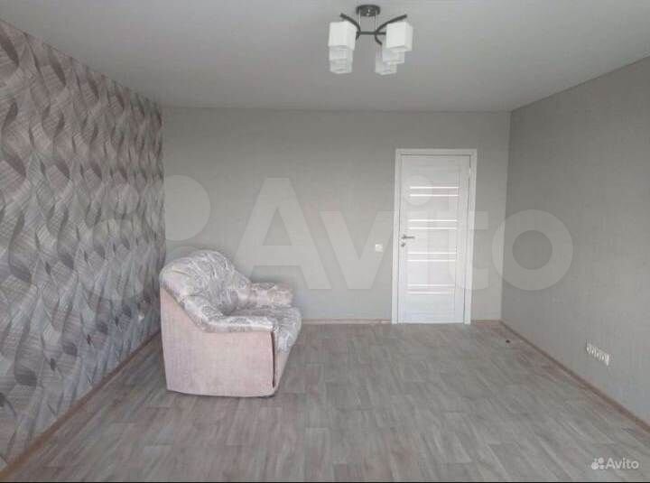 1-к. квартира, 63 м², 8/11 эт.