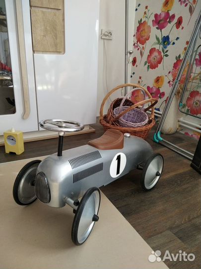 Детская машина беговел Goki