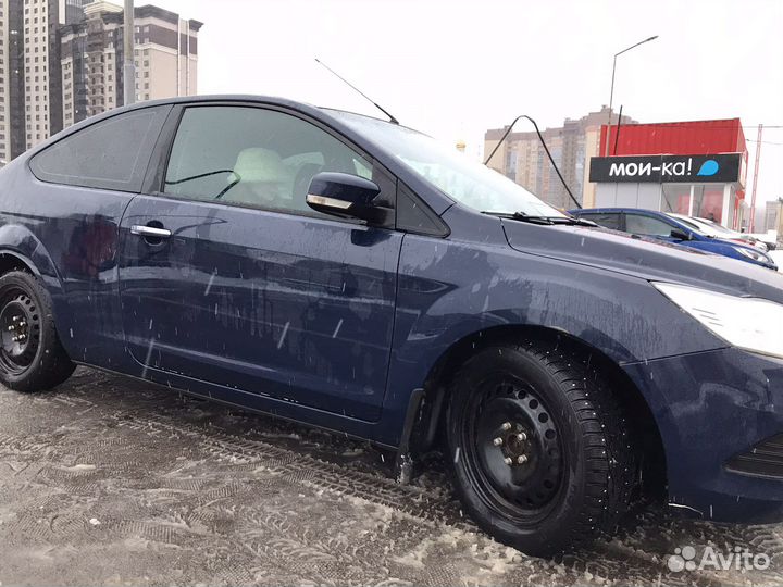 Ford Focus 1.4 МТ, 2011, 266 000 км