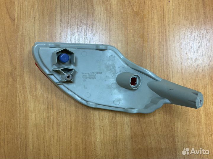 Птф левый в задний бампер на toyota RX 350 Америка