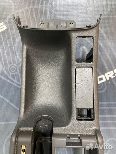 Консоль между сидений Audi Allroad C5 BES 2003