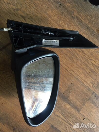 Зеркало заднего вида правое Opel Astra J