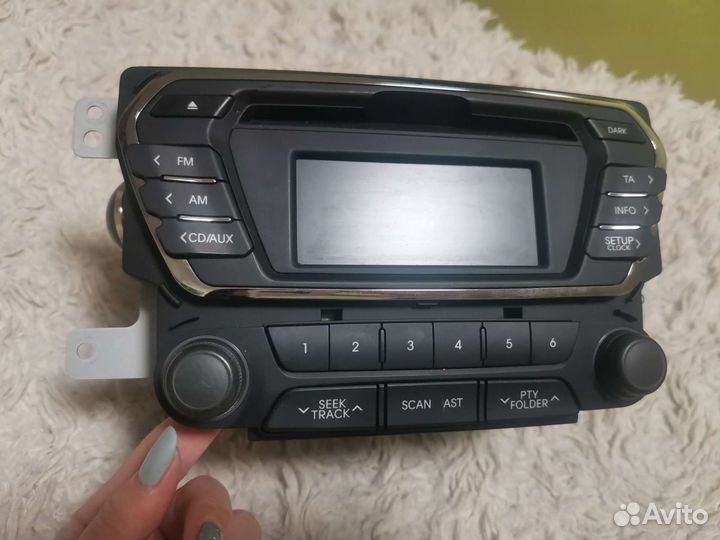 Штатная магнитола на kia rio 3