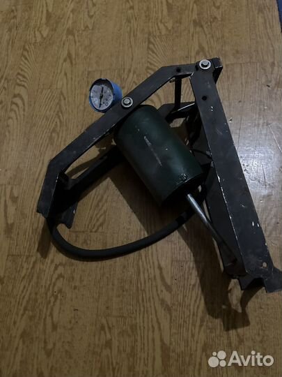 Ножной насос