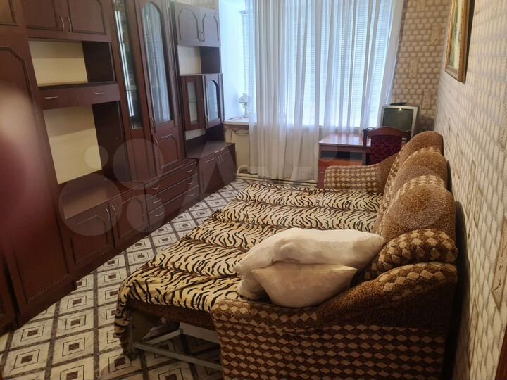 3-к. квартира, 60 м², 1/2 эт.