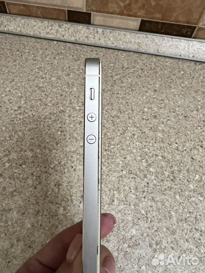 iPhone 5S, 16 ГБ