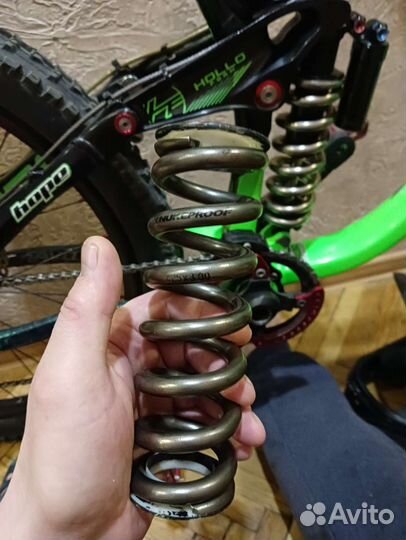 Титановая пружина