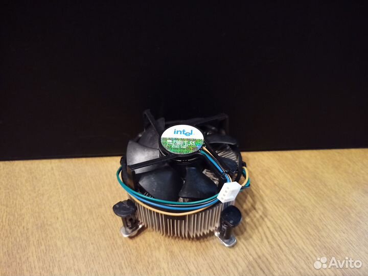 Кулер для процессора intel d34223-001 socket 775