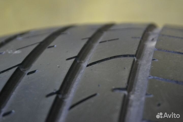 Bridgestone Turanza ER30 215/45 R17
