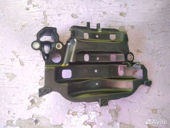 Маслоотражатель VW Eos BWA