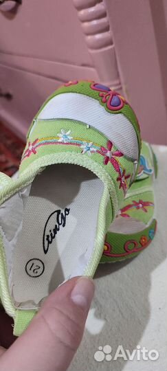Сандалии для девочки 21 размер