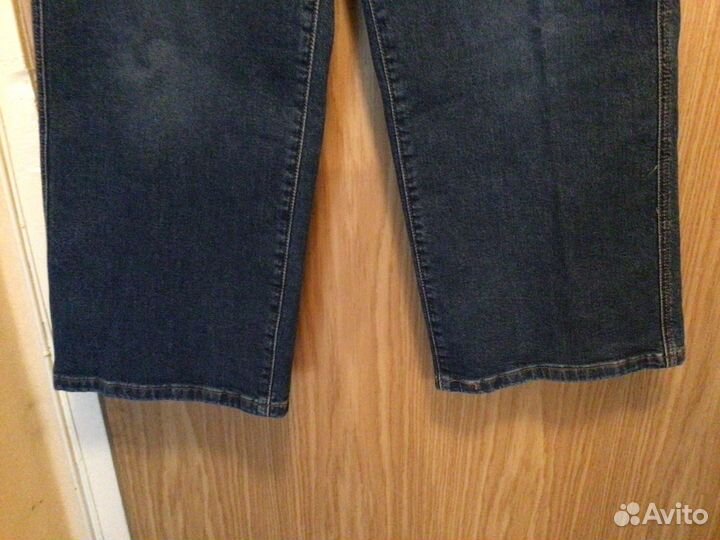 Джинсы женские levis широкие (размер 30)