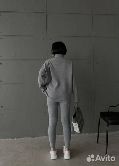 Трикотажный костюм женский новый теплый
