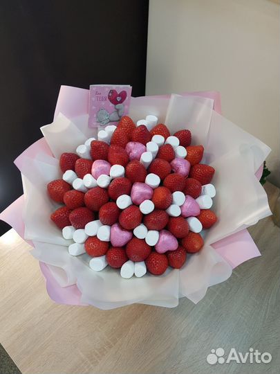 Букет из клубники