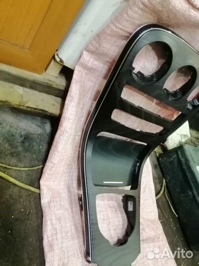 Mercedes GLC X 253 Панель центральной консоли