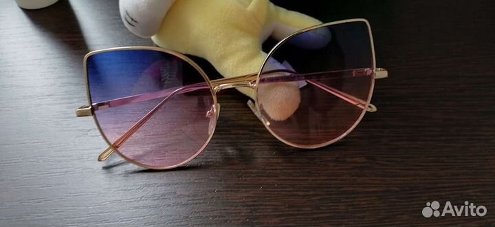 Солнцезащитные очки женские