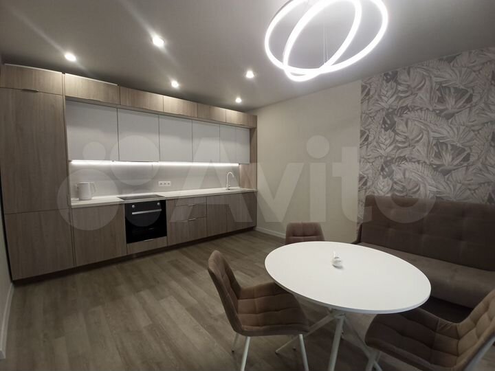 2-к. квартира, 72 м², 3/24 эт.
