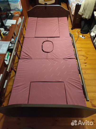 Медицинская кровать с электроприводом