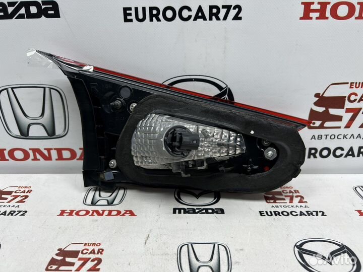 Фонарь задний правый Mazda 3 BM(BN) 2013-2019