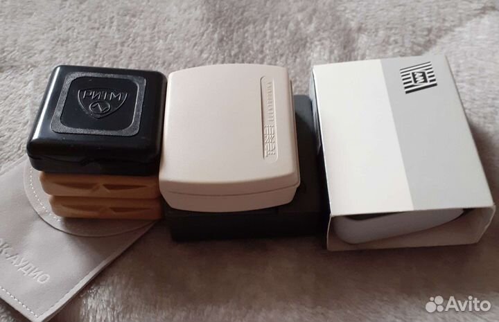 Вкладыши и коробочки для слух. аппаратов (разные)