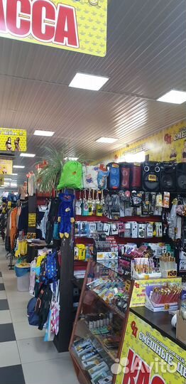 Магазин одежды и обуви