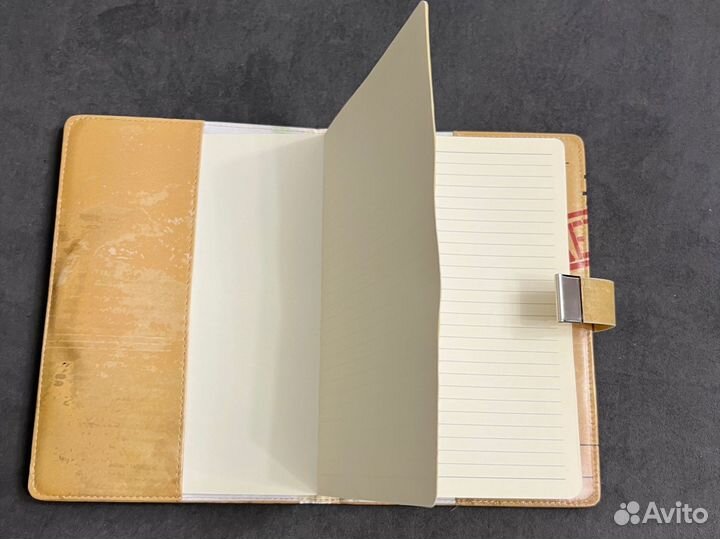 Блокнот на кодовом замке