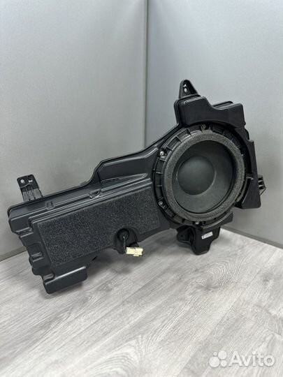 Сабвуфер Lexus LX570 861500w100