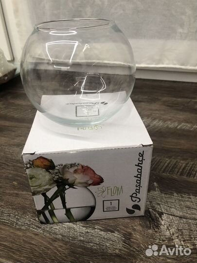 Ваза круглая новая