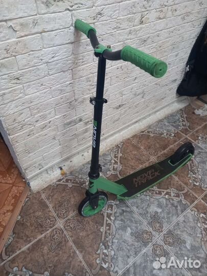 Самокат детский с большими колесами