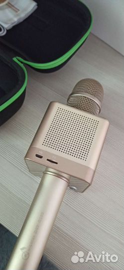 Караоке микрофон