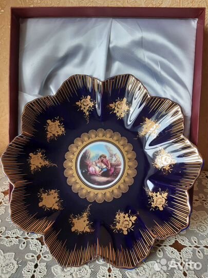 Блюдо на ножке фарфор кобальт