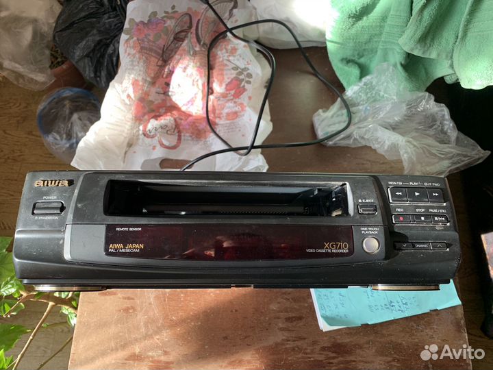Видеомагнитофон aiwa