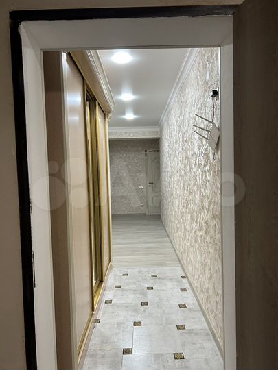 2-к. квартира, 80 м², 8/8 эт.